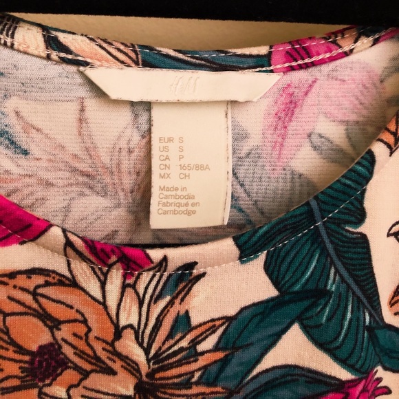 H&M | Floral Sleeveless Skater Dress - Picture 3 of 4